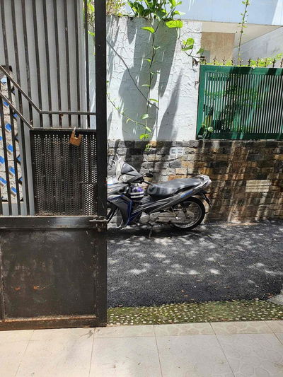 Bán nhà 68 m2 xây trệt lầu 3 pn đường Lê Đức Thọ quận Gò Vấp