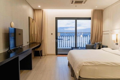Wyndham Danang Golden bay Hotel tại 01 Lê Văn Duyệt, Nại Hiên Đông, Sơ
