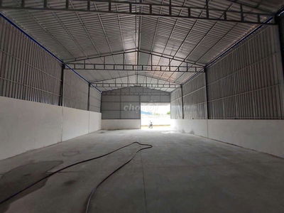 Cho thuê xưởng 320m2.Đường xe công,Bình Chuẩn ,Thuận An ,Bình Dương