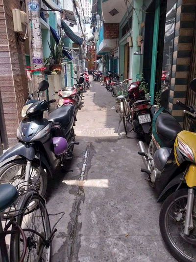 NGAY CHỢ BÌNH TÂY - NHÀ QUẬN 6 - HẺM 3 GÁC - 3 TẦNG - CHỈ 1  TỶ 350