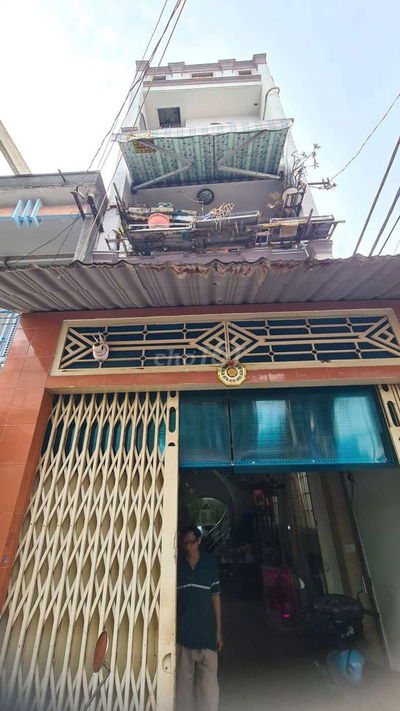 Chính chủ cần bán nhà hậu Giang đường bình phú