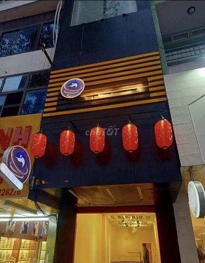 Cho thuê nhà Mặt tiền đường 3/2 P.10 Q.10 3,5x25m 3T 30tr