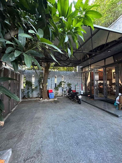 Cho thuê Biệt thự Hồ bơi Gần Biển Mỹ Khê