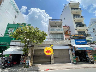 Cho thuê Nhà nguyên căn ngang 8,5m MT lâm văn bền, Q7