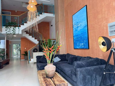 Cho Thuê BT địa trung hải ngay Thảo Điền 220 m2 Hồ Bơi 6pn nhỉnh 100tr