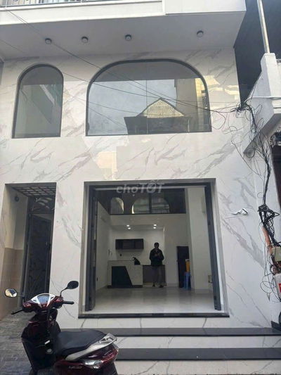CHO THUÊ MẶT BẰNG NGUYỄN TRÃI Q5 NẰM TRONG CHỢ BÀU SEN