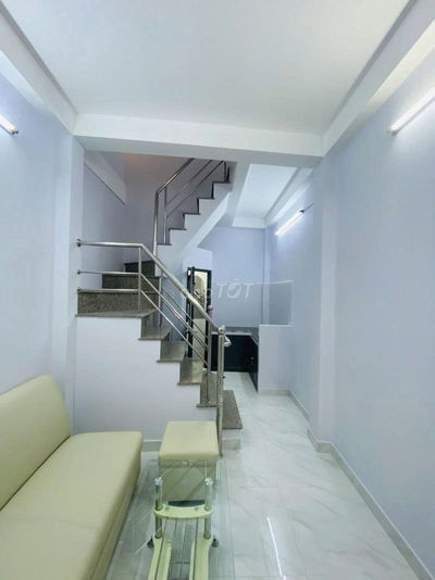 ❤️❤️(SƯ VẠN HẠNH- Q10) -NHỈNH 3 TỶ CÓ NGAY NHÀ 2 LẦU BTCT - 2PN, 3WC.
