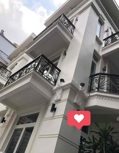 hẽm xe hơi nhà mới 4 tầng 5 phòng ngủ gần đoạn nguyễn Oanh -Lê Đức Tho