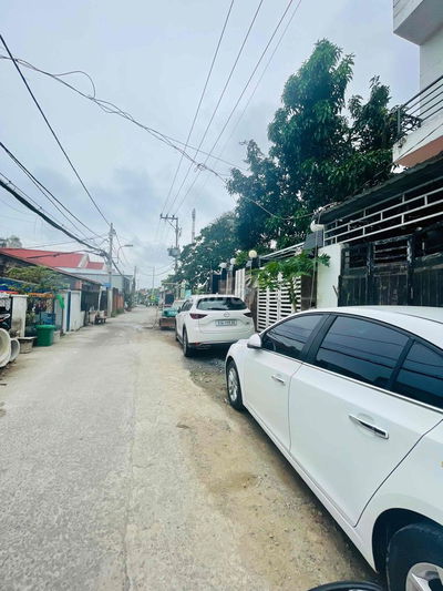 Nhà MT Hẻm 1959 Lê Văn Lương. Nhơn Đức, sổ riêng, có 3 phòng trọ