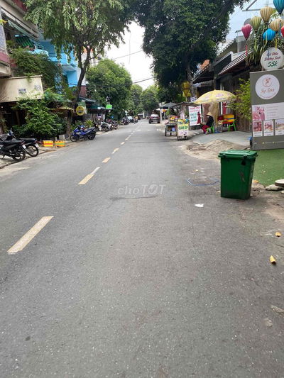 Nhà MTKD đường Bàu Cát, gần trường học (4x15m 1 lầu)