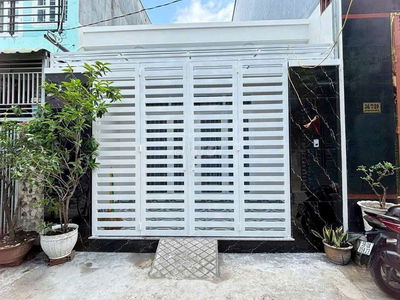 Cho thuê nhà cấp 4 có 2 phòng đường Bùi toàn diện tích 5 x 18 giá 9 tr