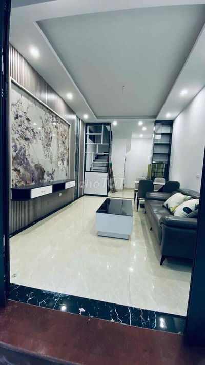 Bùi Xương Trạch ,Thanh Xuân 5T 32m-8,2 tỷ  ngõ thẳng nội thất xịn sò