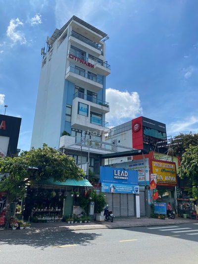 Tòa nhà Văn phòng MT Nơ Trang Long, P14, DT 8x18m, Hầm+ 3 Tầng, TM