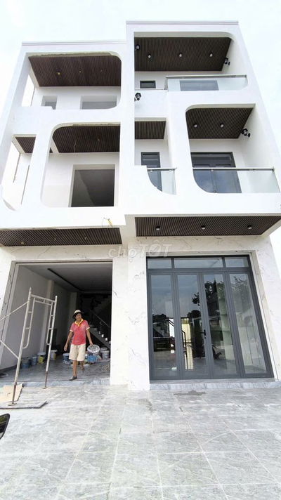 Giá 2 tỷ 750 nhà 1 trệt 2 lầu hẻm 1/ Phan Đăng Lưu, TDM, Bình Dương