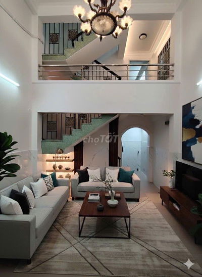 Cho thuê nhà 108/11 Lê Lợi, p5 Gò Vấp - 4.2x13m-  2 Lầu