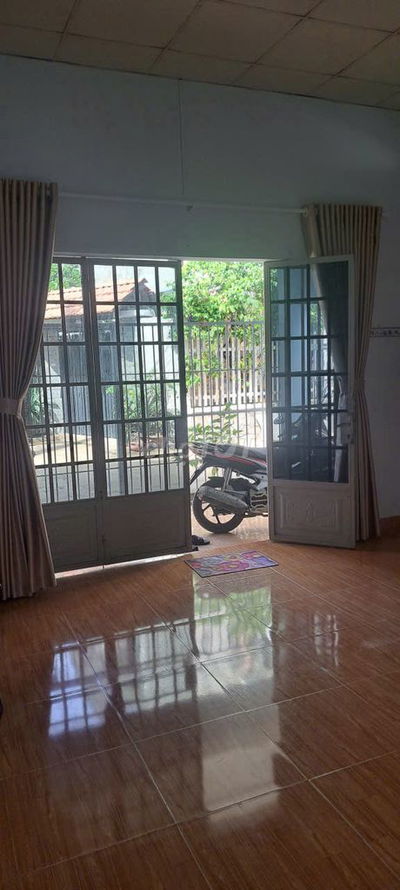 NHÀ NGAY VÒNG XOAY PHÚ HỮU-2PN-1WC -Q9