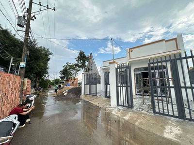 Nhà sổ riêng thổ cư