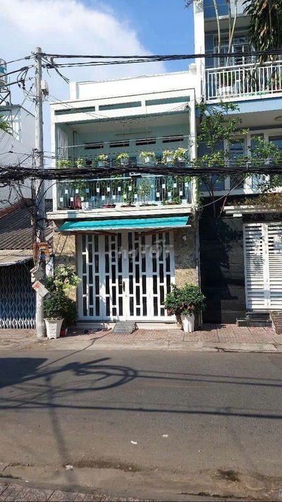 17tr Cho thuê nhà Mặt tiền đường Phong Phú - Phường 11 - Quận 8