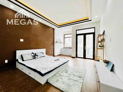 CHÍNH CHỦ CHO THUÊ CĂN HỘ DV FULL NỘI THẤT BAN CÔNG NGAY BÀ HOM - TL10