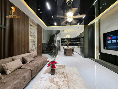 Bán nhà 3 tầng 3 PN đường 5.5m Cổ Mân Lan