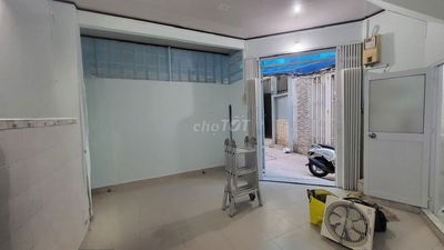 Nhà 2PN Giá Rẻ Sư Vạn Hạnh Quận 10