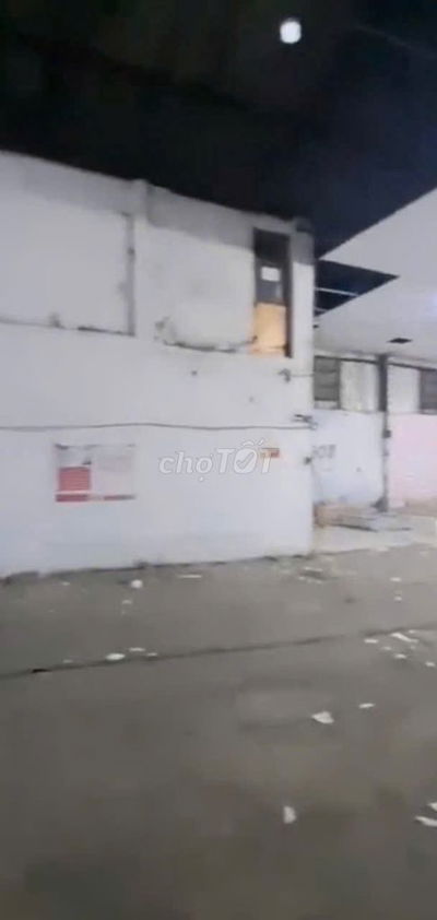 Cần cho thuê gấp kho ở Đường Đào Trí diện tích 280m2 có pccc