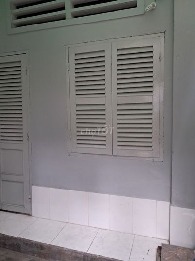 Nhà nhỏ lê văn sỷ,hẽm xe hơi,tiện kinh doanh.