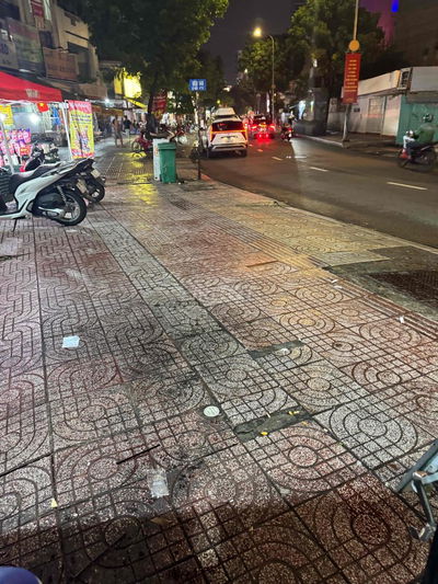 cho thuê góc vỉa hè mặt tiền bên cạnh từ 3h-22h