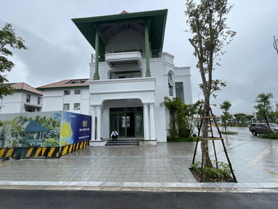 Cực Hiếm, giá đầu tư! Biệt thự song lập Sun PL Hà Nam mặt đường lễ hội, view pháo hoa 200m2*5T