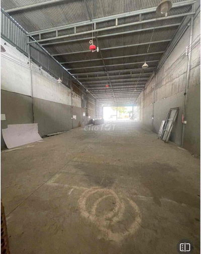 Cho thuê xưởng 600m2 MT đường xe cont,sẵn VP thuộc kp4,Trảng Dài