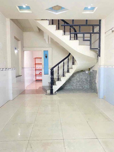 nhà mặt tiền trệt lầu 4*11; 2pn tiện kinh doanh