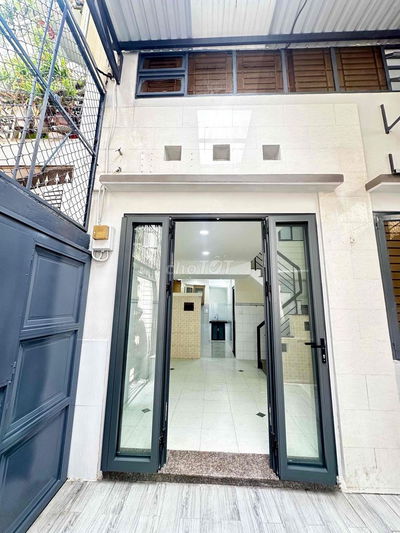 🏡 5 PHÒNG NGỦ 1 GÁC LỬNG - NHÀ ĐẸP TRUNG TÂM QUẬN 3 – 55M² – 3 TẦNG