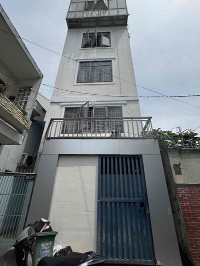 CHDV 6 TẦNG THANG MÁY – 19 PHÒNG FULL KÍN – HẺM XE HƠI NƠ TRANG LONG