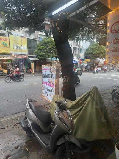 cho thuê mặt bằng vỉa hè đối diện chợ