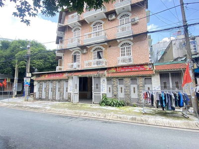 SANG CHDV CÓ 6PN 1MB VỊ TRÍ ĐẸP GIÁ TỐT