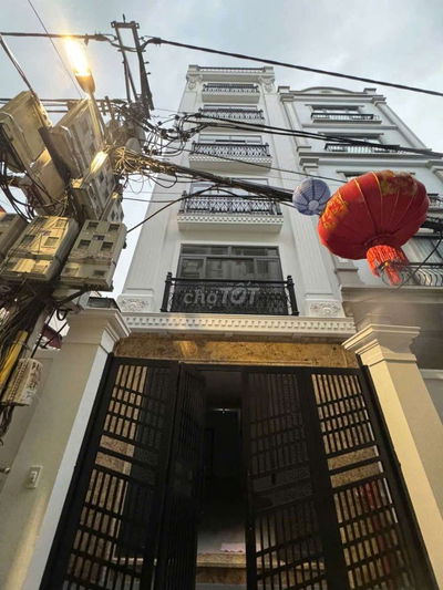 NHÀ MỚI TOANH VÕNG THỊ 7 TẦNG 11 P, THANG MÁY, KS, CHDV VP, KD GIÁ TỐT