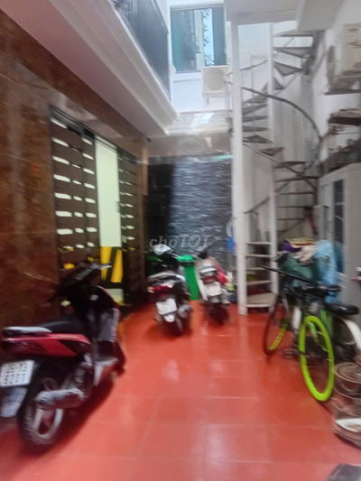 NHÀ DÒNG TIỀN 400TR/NĂM, 7 TẦNG, THANG MÁY, 33M2, HỒ BA MẪU, 8.9 TỶ