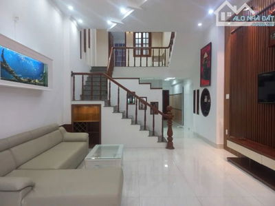 BÁN NHÀ 4 TẦNG –KIỆT 5M NGUYỄN VĂN LINH – HẢI CHÂU ✨SAU MẶT TIỀN NGUYỄN VĂN LINH
