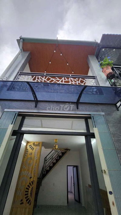 QUẬN 7, GẦN 40M2, HẺM XE HƠI, 2 TẦNG, 3 PN, SỔ HỒNG RIÊNG, GIÁ 4 TỶ