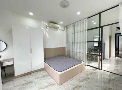 CHO THUÊ CĂN HỘ FULL NT BAN CÔNG TÁCH BẾP MỚI GIÁ RẺ GẦN CHỢ TÂN ĐỊNH