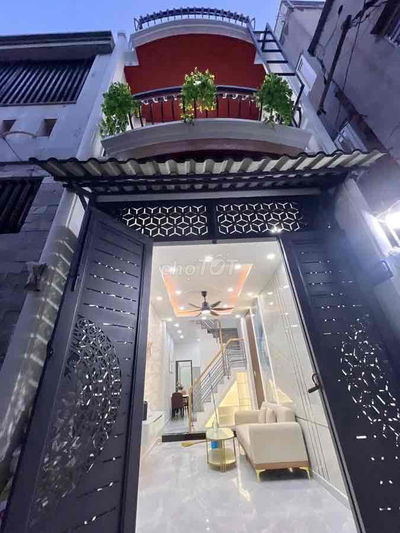 BÁN NHÀ ĐẸP QUANG TRUNG P10, 35m2, 4,78 TỶ, SHR