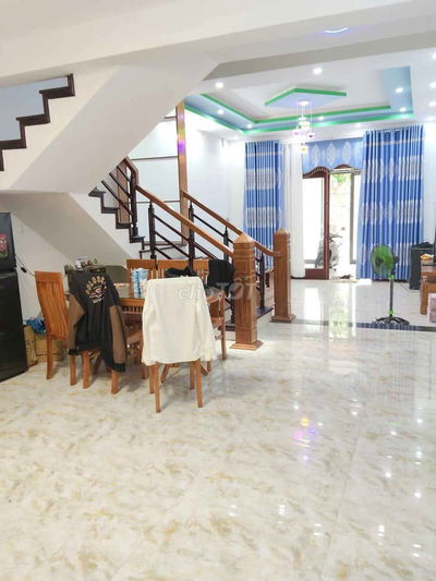 SIÊU PHẨM 3 TẦNG – FULL NỘI THẤT – VỊ TRÍ VÀNG GẦN VĂN TIẾN DŨNG