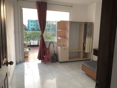 Siêu VIP. Penhouse cho bạn nào thích cây cối, gió trời. Điện 2.600