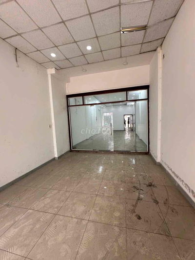 cho thuê nhà mặt đường