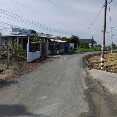 BÁN ĐẤT MT GIÁ RẺ