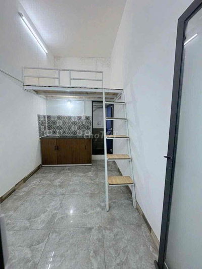 TRỐNG SẴN PHÒNG 3TR8 CÓ GÁC NGAY ĐIỆN BIÊN PHỦ GẦN NGÃ TƯ HÀNG XANH