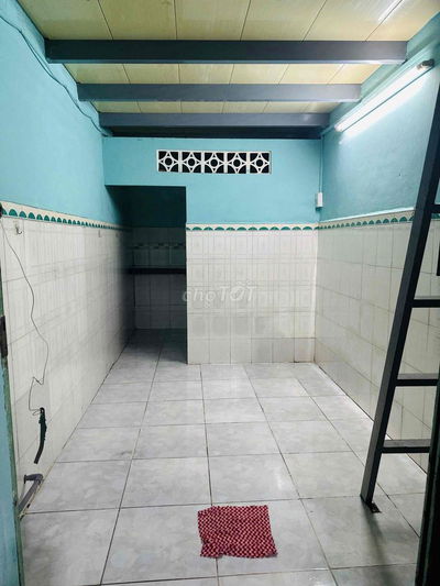 Cần cho thuê nhà GIÁ RẺ ngay bến xe Miền Tây