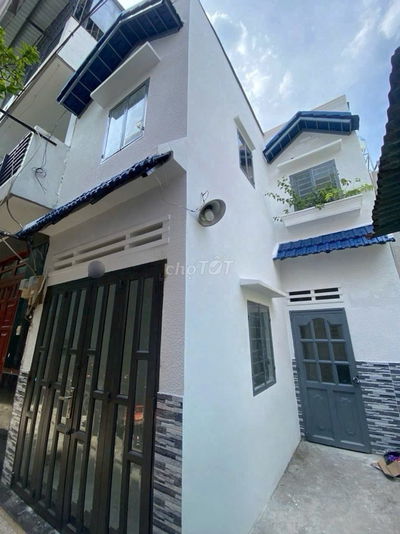 NHÀ MỚI NỞ HẬU - 2 TẦNG - 32M² - CHỦ ĐỊNH CƯ - PHAN VĂN TRỊ BÌNH THẠNH