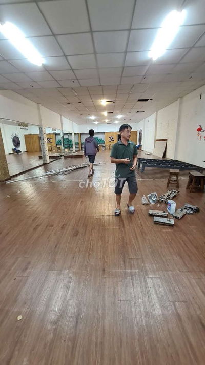 CHO THUÊ KHO - MBKD 300M2 VỊ TRÍ ĐẸP GIÁ TỐT