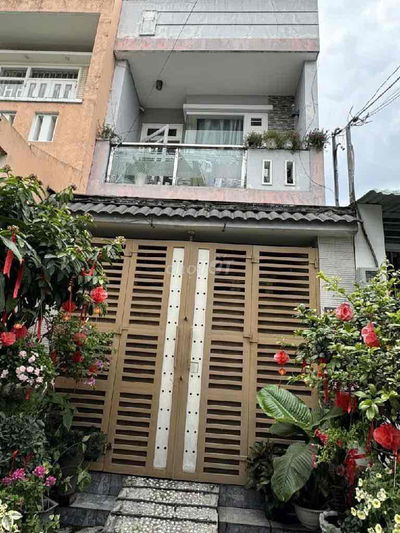 💥💥💥NHÀ RẤT ĐẸP-GIÁ TỐT: 64m2, đường 8m rộng, ko qh, ko lg, shr chỉ 5ty